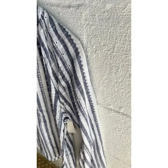 TimeTru Gray Long Sleeve Top Size Medium - Picture 3 of 5